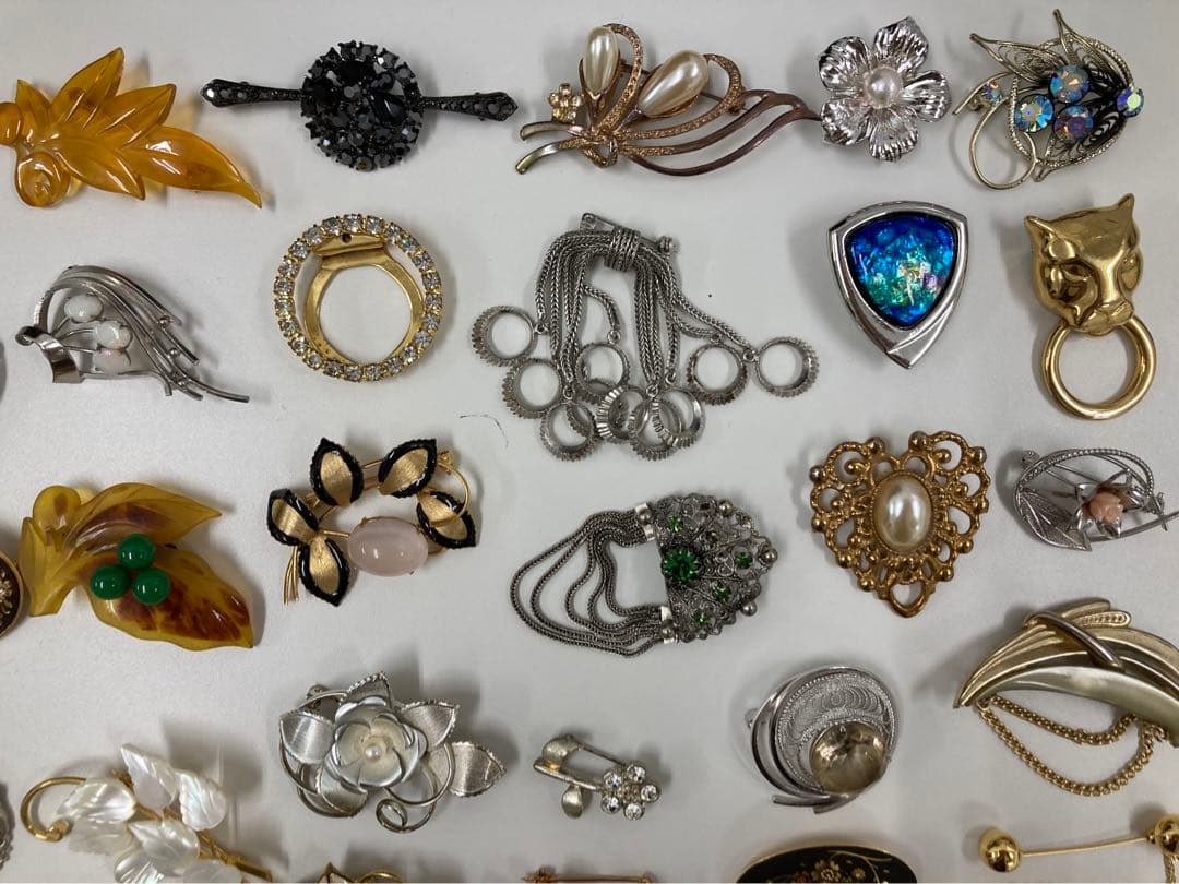 レディース　アクセサリー　プローチ　真珠　宝石　プローチ71点まとめ売り