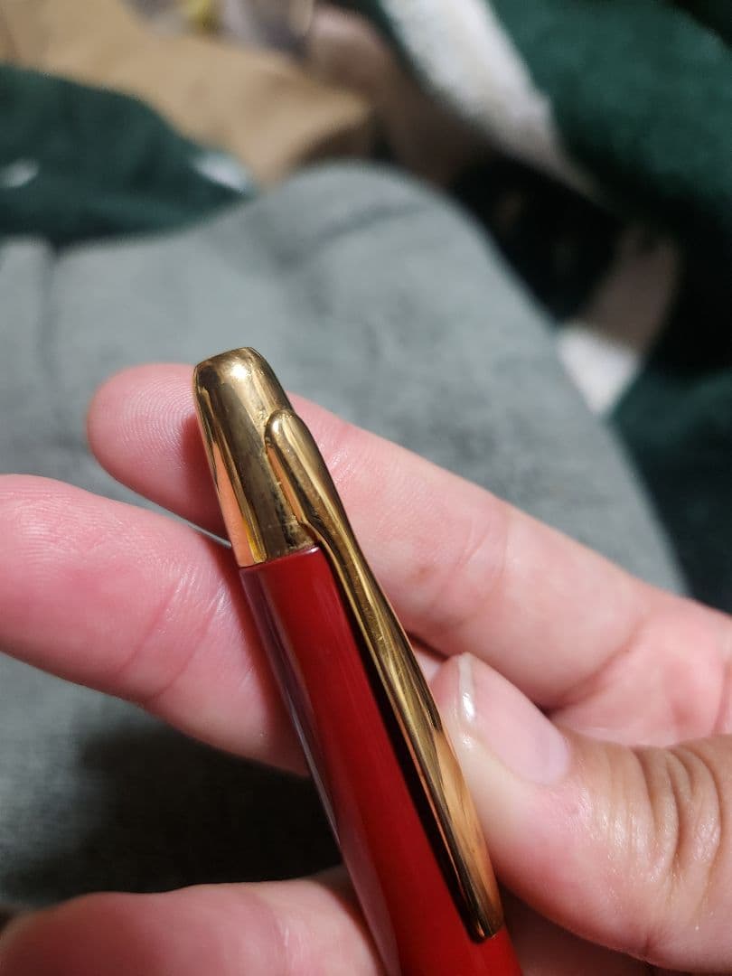 PILOT キャップレス 金ペン先仕様