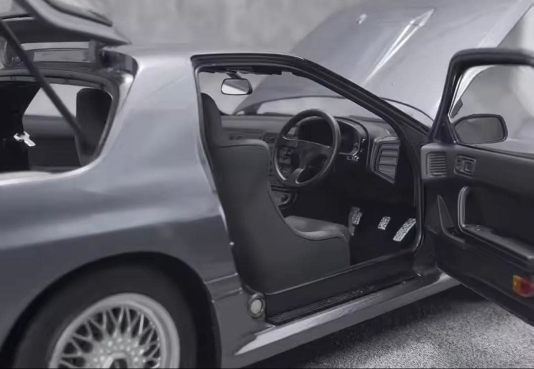 Savana RX-7 FC3S 1/18ミニカー WHEELART