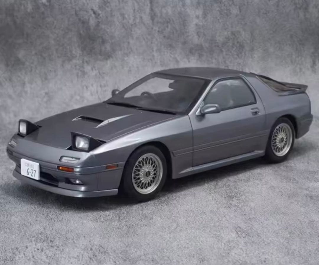 Savana RX-7 FC3S 1/18ミニカー WHEELART