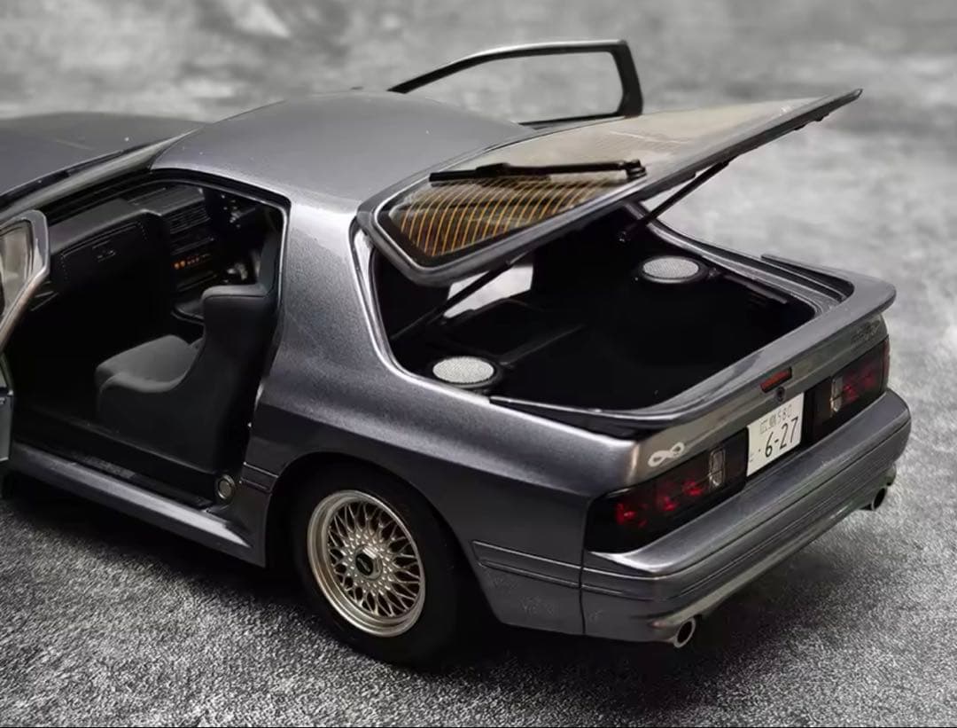 Savana RX-7 FC3S 1/18ミニカー WHEELART