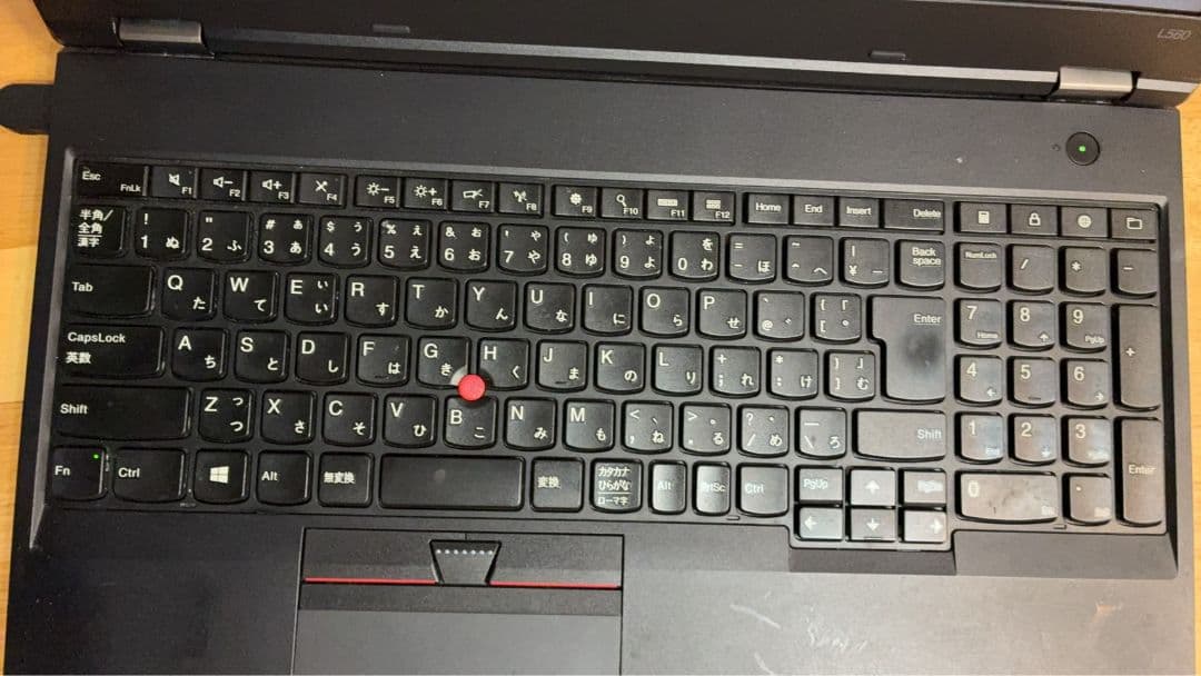 レノボ　シンクパッド L560　i5-6200U　SSD 256GBメモリ8GB