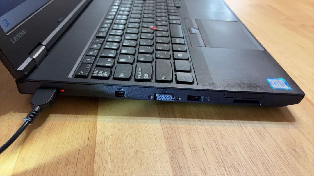 レノボ　シンクパッド L560　i5-6200U　SSD 256GBメモリ8GB