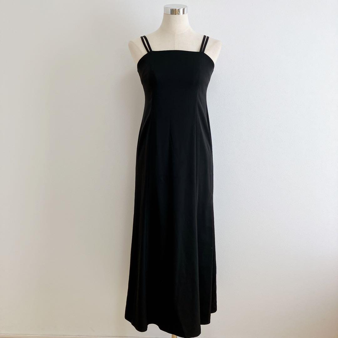 カナ　ニアナ　アトロ　ブラック系　チュールボリュームフリルベストシアートップス