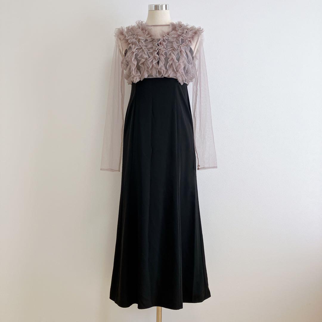 カナ　ニアナ　アトロ　ブラック系　チュールボリュームフリルベストシアートップス