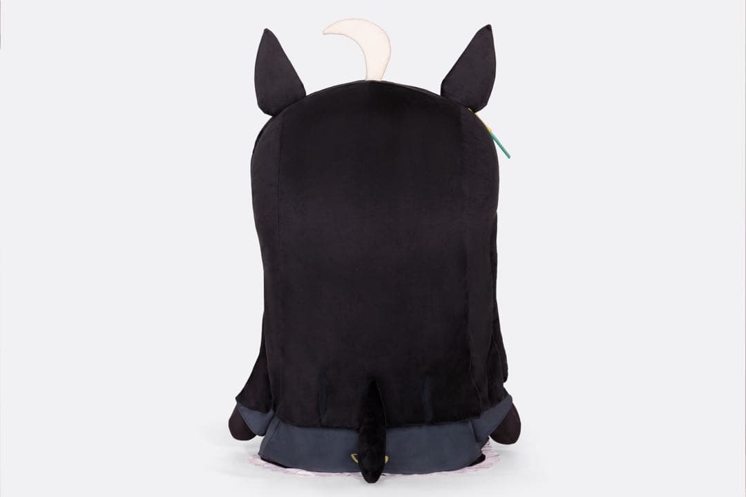 どきゅーと　劇場版　ウマ娘　新時代の扉　超特大ぬいぐるみ　マンハッタンカフェ