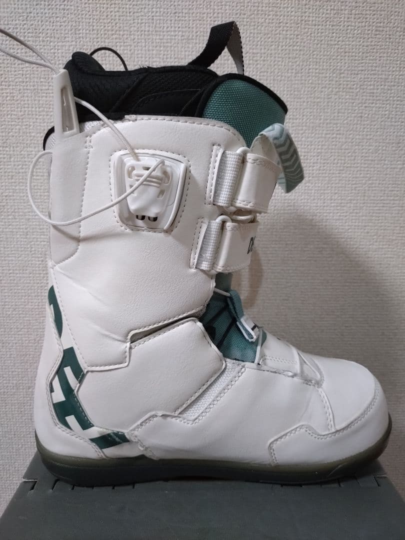 スノーボード DEELUXE TEAM ID LARA 25.5cm