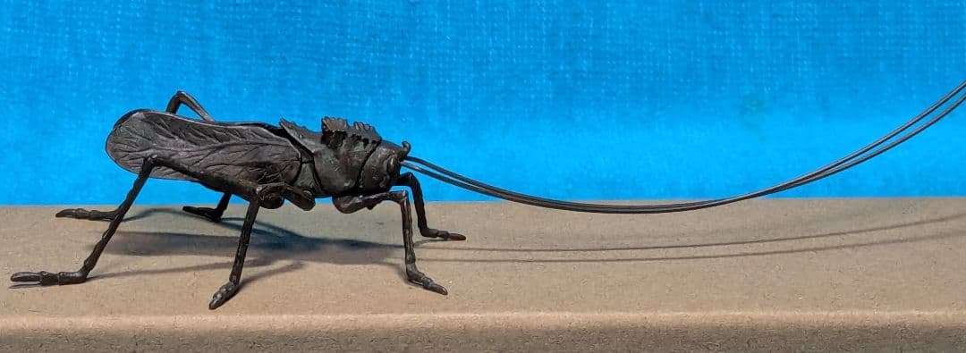 【希少】自在置物　銅製　バッタ　飛蝗　アンティーク　古美術の彫刻 約20cm