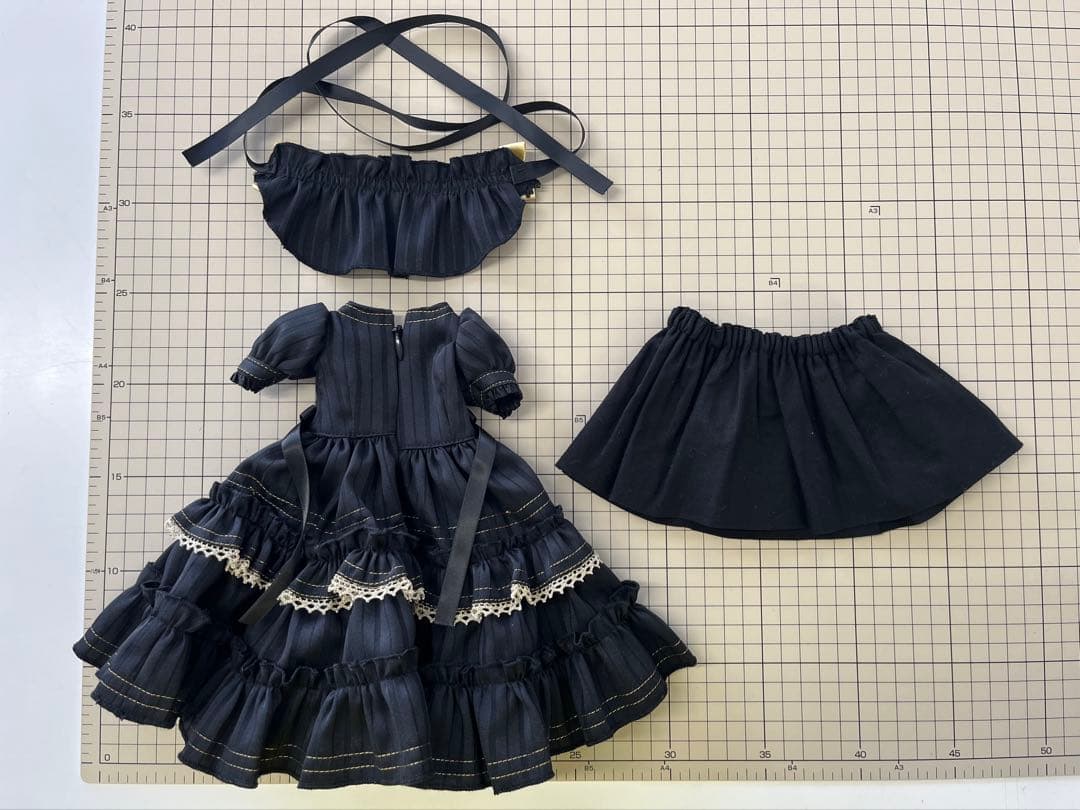 Dollロリータドレス 黒 40cm 1/4 MDD