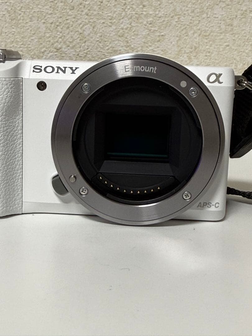 SONY ミラーレス デジタル一眼カメラ α5100 ホワイト