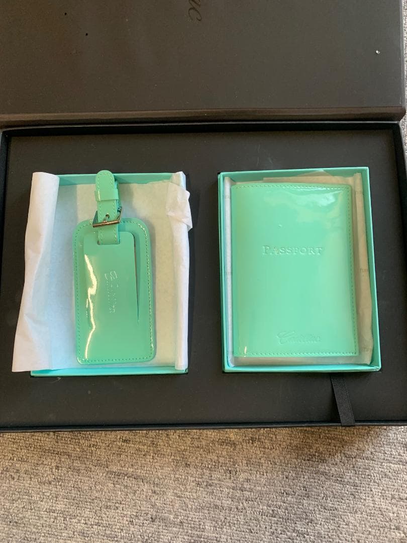 キャデラック&ティファニーコラボグッズ