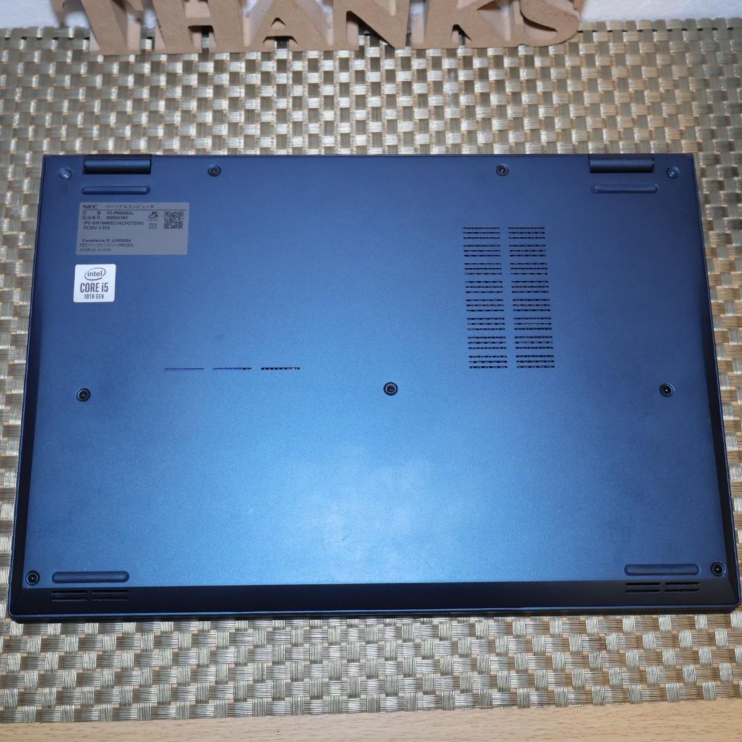 Win11公式対応10世代i5/メモリ8G/新品SSD/無線/カメラ/TypeC