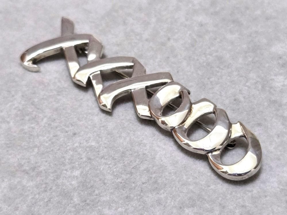 ティファニー　パロマピカソ　ラブ＆キス　SV925ブローチ　箱付き　41703