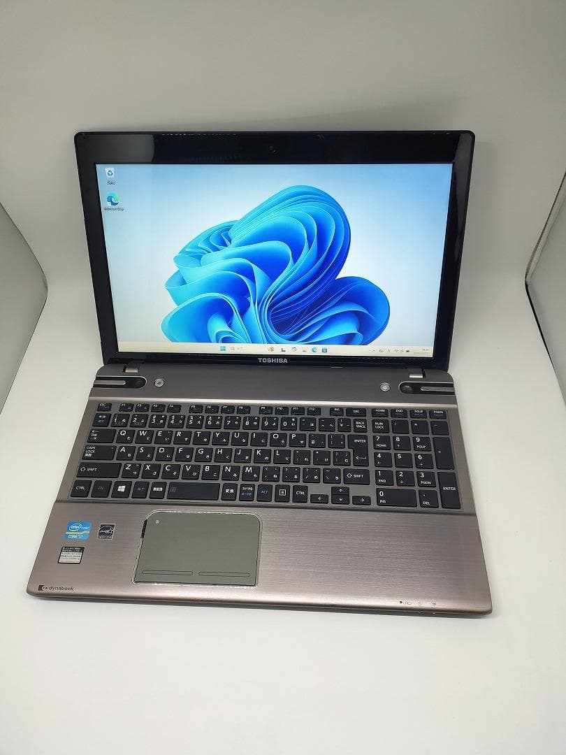 【東芝】爆速 Corei7/新品SSD128GB ノートパソコン D11