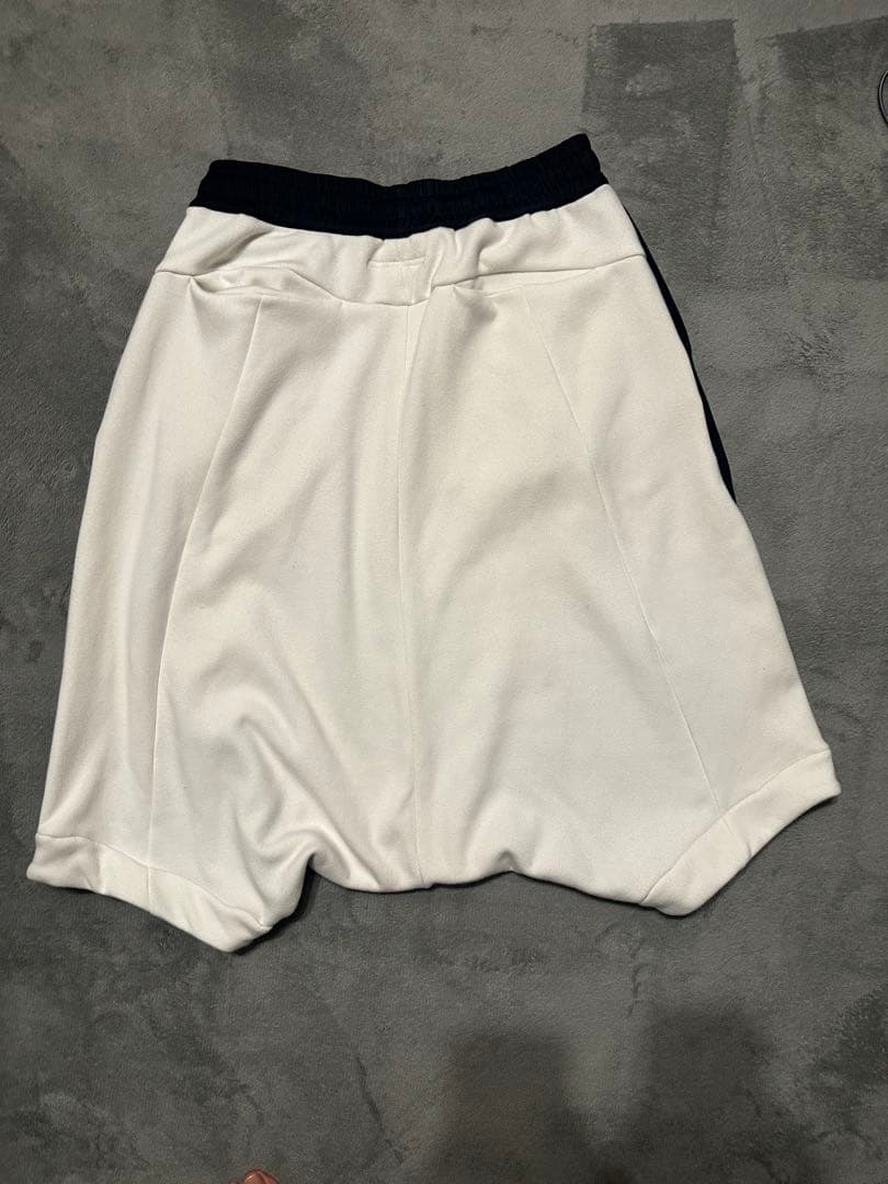 ブラック/ホワイト サルエルパンツ　A.F ARTEFACT