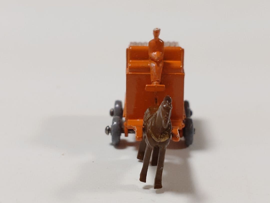 ミニカー MATCHBOX No.7 Horse Drawn Milk Float