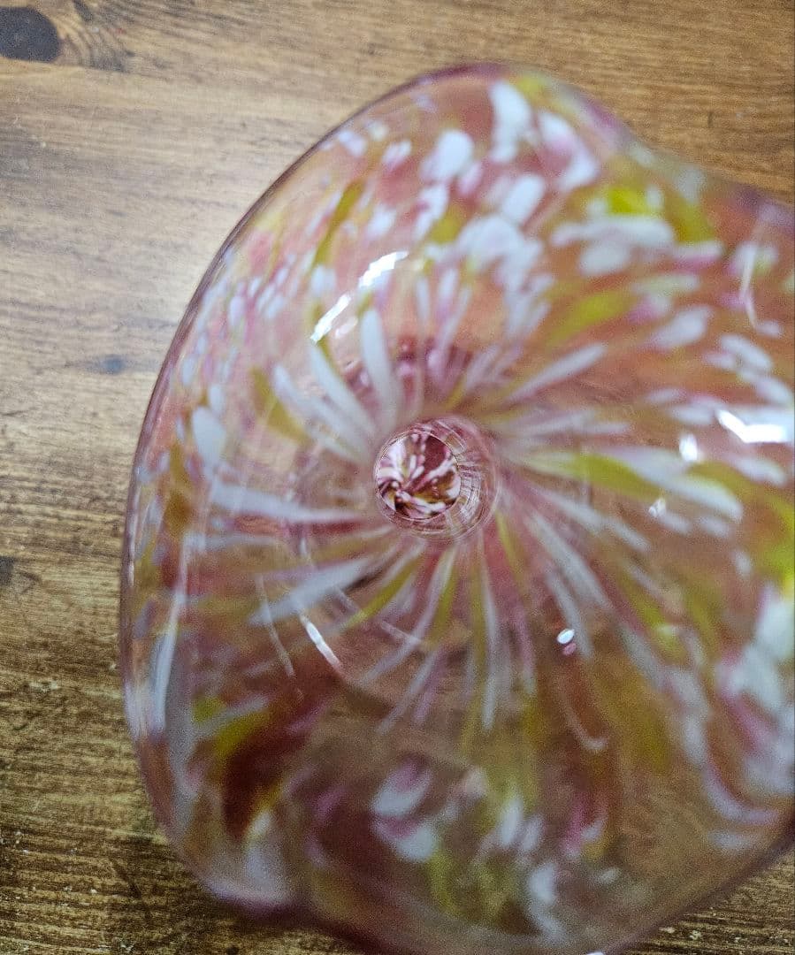 フランスアンティーク オパリンガラス クリシー フリル 花瓶 花器 一輪挿し