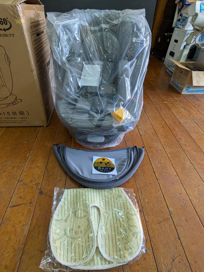 LAFTIY チャイルドシート 新品未使用 360度回転 G406　箱汚れ