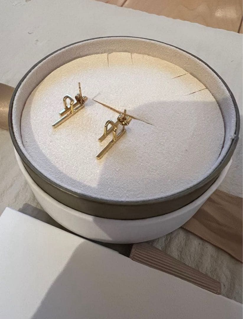 ahkah ティナレイピアス　両耳