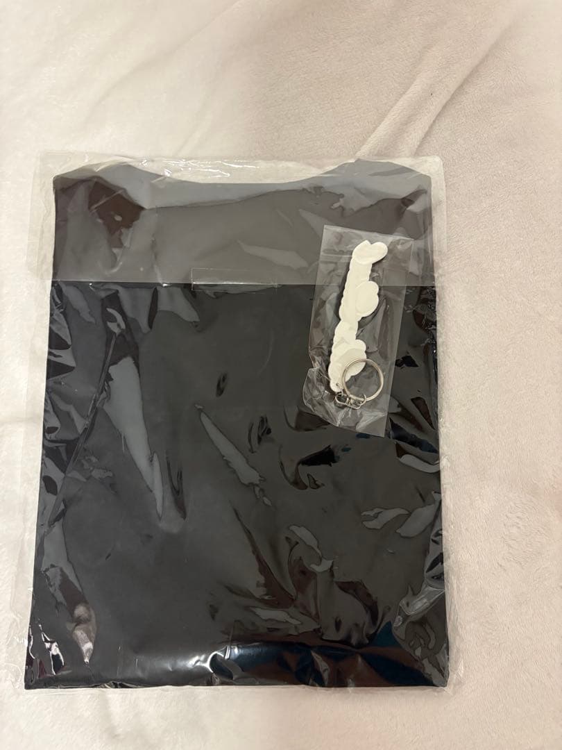 Slow Shank ブラックTシャツとキーホルダー SLOWSHANK