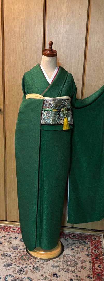 正絹　辻ヶ花地文　正絹無地振袖 花紋　トールゆったりサイズ エメラルドグリーン