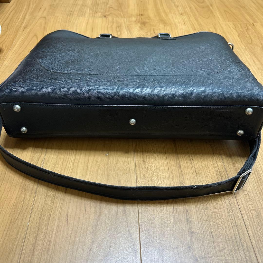 ビジネスバッグ　PELLE MORBIDA ペッレモルビダ本革 CA013b