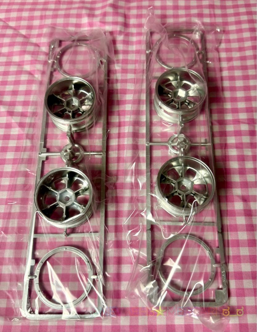 タミヤ◆ トヨタFJクルーサー CC-01シャーシ オフロードRCカー 1/10