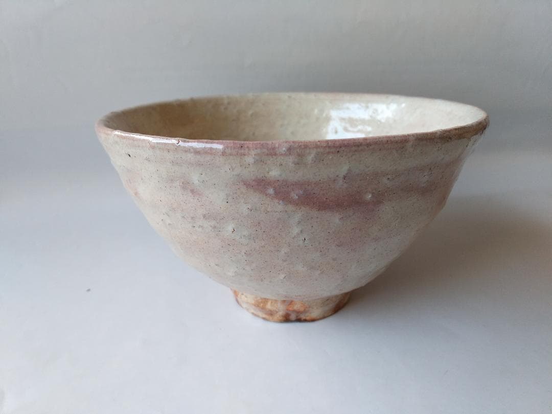 萩茶碗 岡田裕 作 萩焼 共箱 共布 茶道具 抹茶碗 新品 未使用 保管品 です