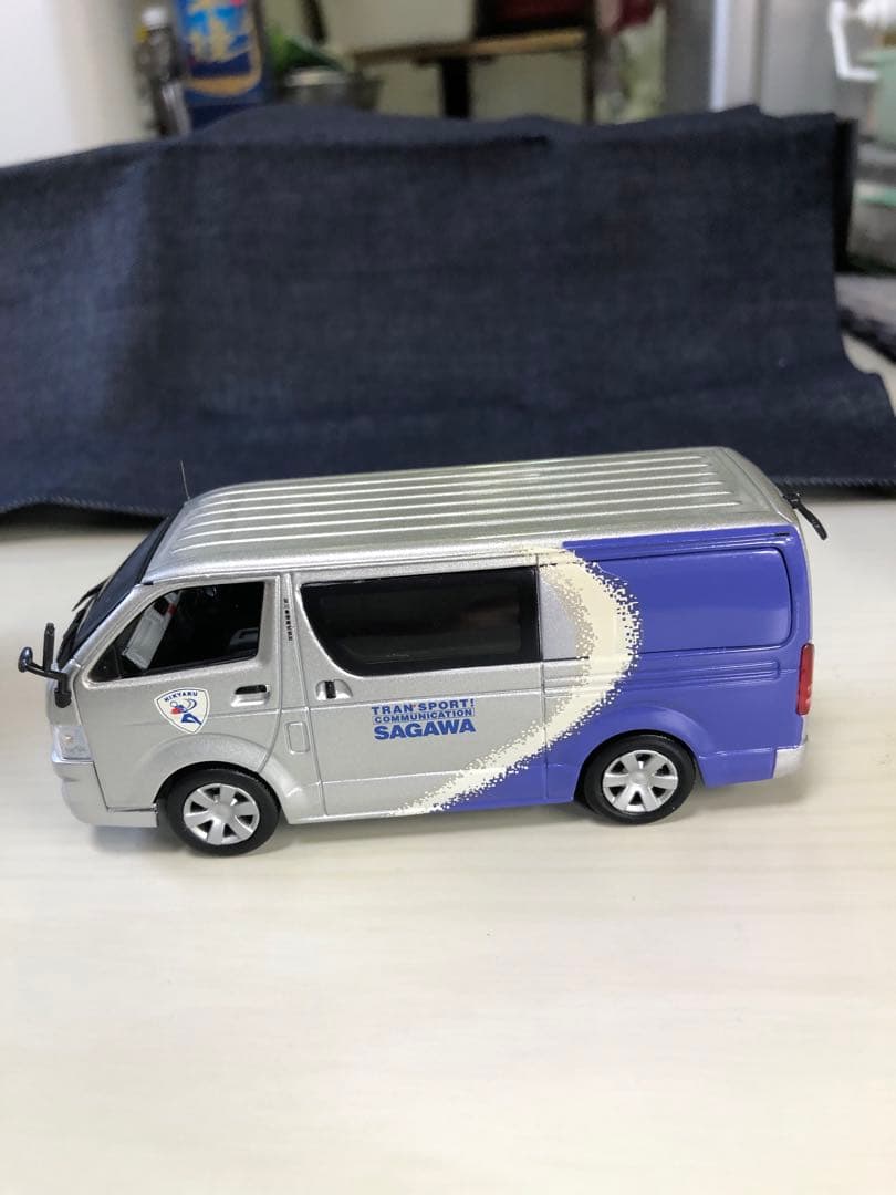 京商トヨタ ハイエース　ミニカー 4台セット