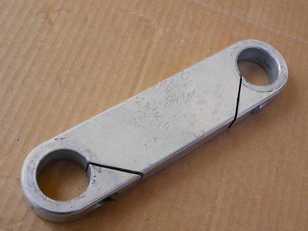 Honda CB350 33mm フロントフォーク AEEスタビライザーブレス