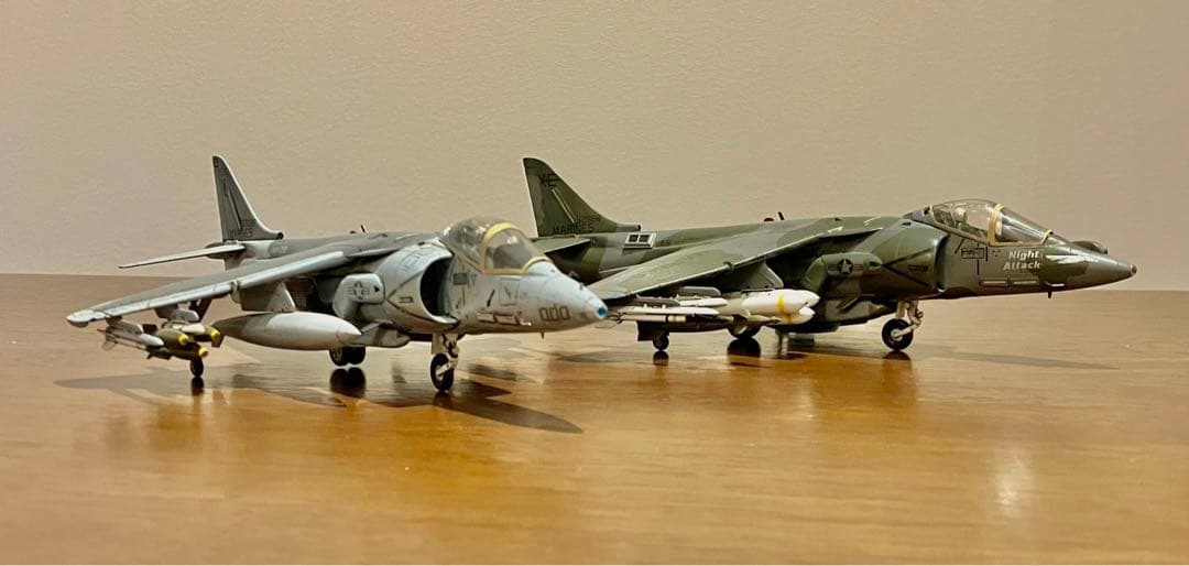 AV-8B ハリアー 1/72モデル　２機セット