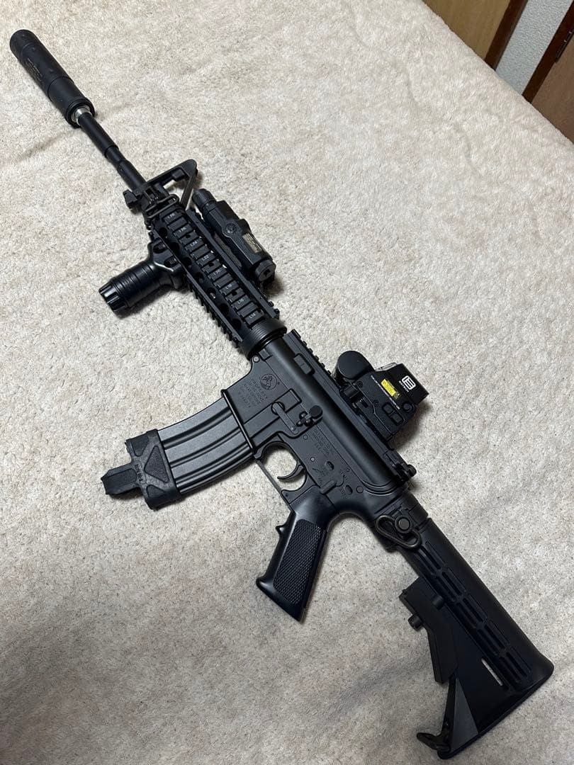 次世代電動ガン M4A1 東京マルイカスタム付属品多数