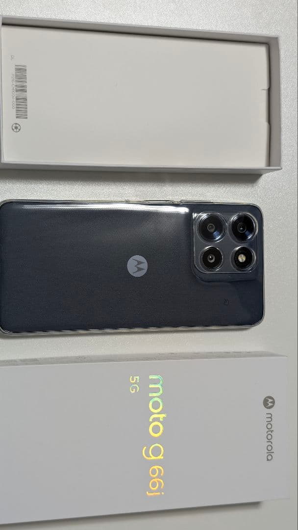 moto g66j 5G ダークグレー 本体