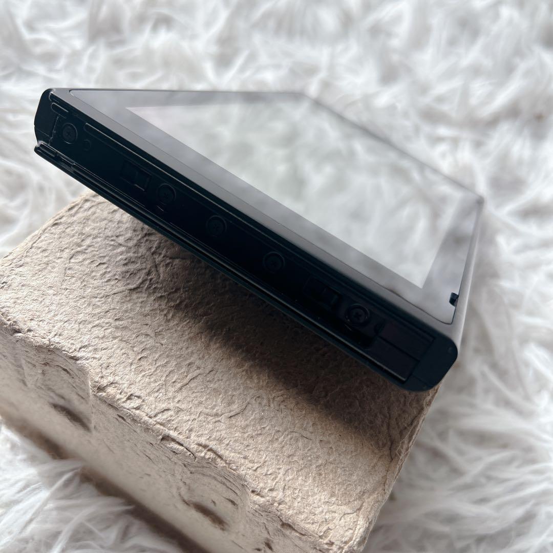 液晶キズなし Nintendo Switch 本体のみ 2018年　動作確認済み