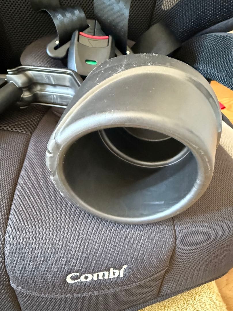 コンビ　ジョイトリップ エアスルー GH グレー　ジュニアシート