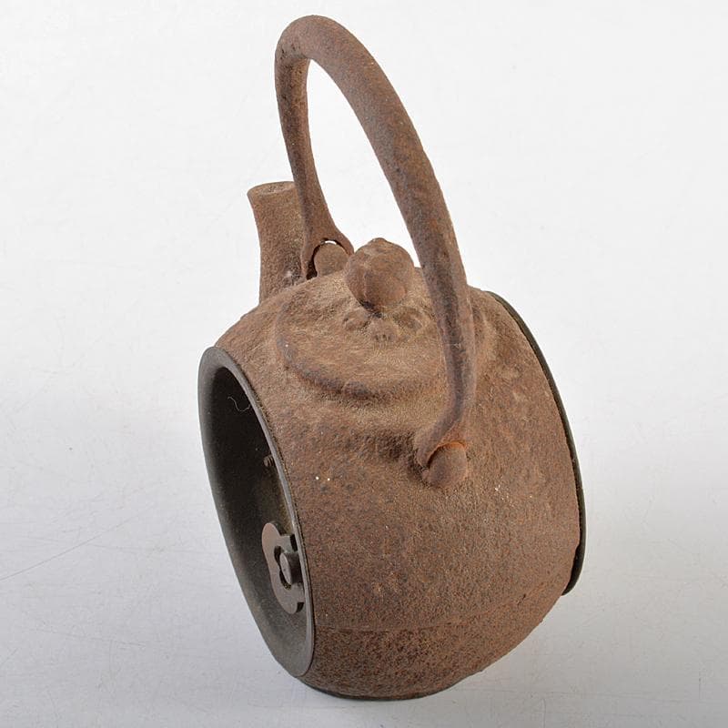 南部鉄器　山京銘　鉄瓶形小型置時計　ジャンク品　M　R5815