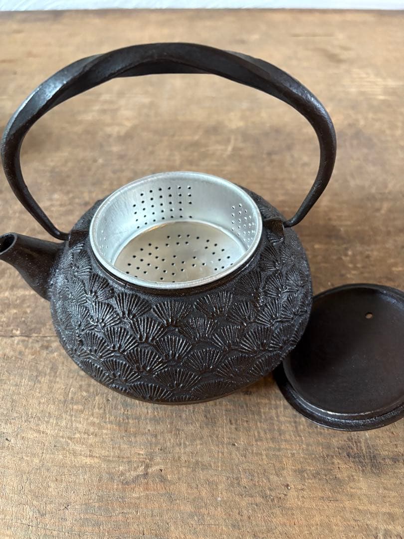 南部鉄器　鉄瓶　急須　松葉　未使用
