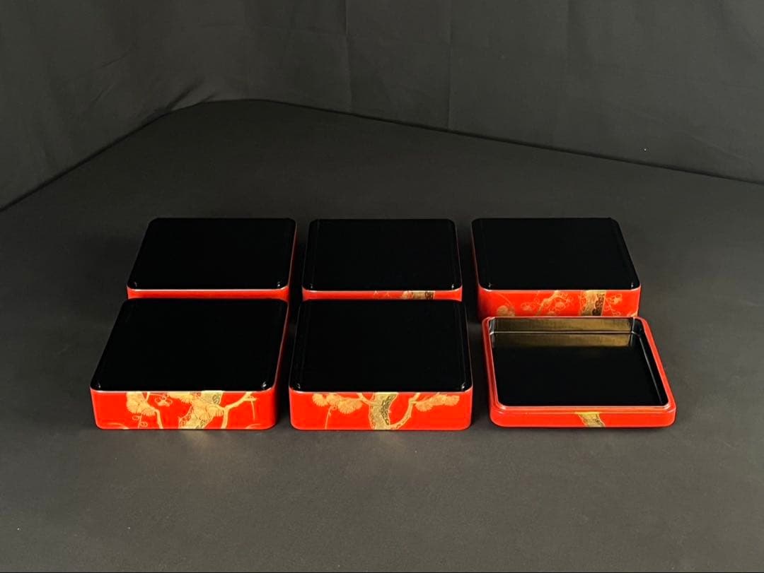 朱塗 屠蘇器・重箱セット 木製漆器 松竹梅 沈金 縁起柄 長寿 共箱