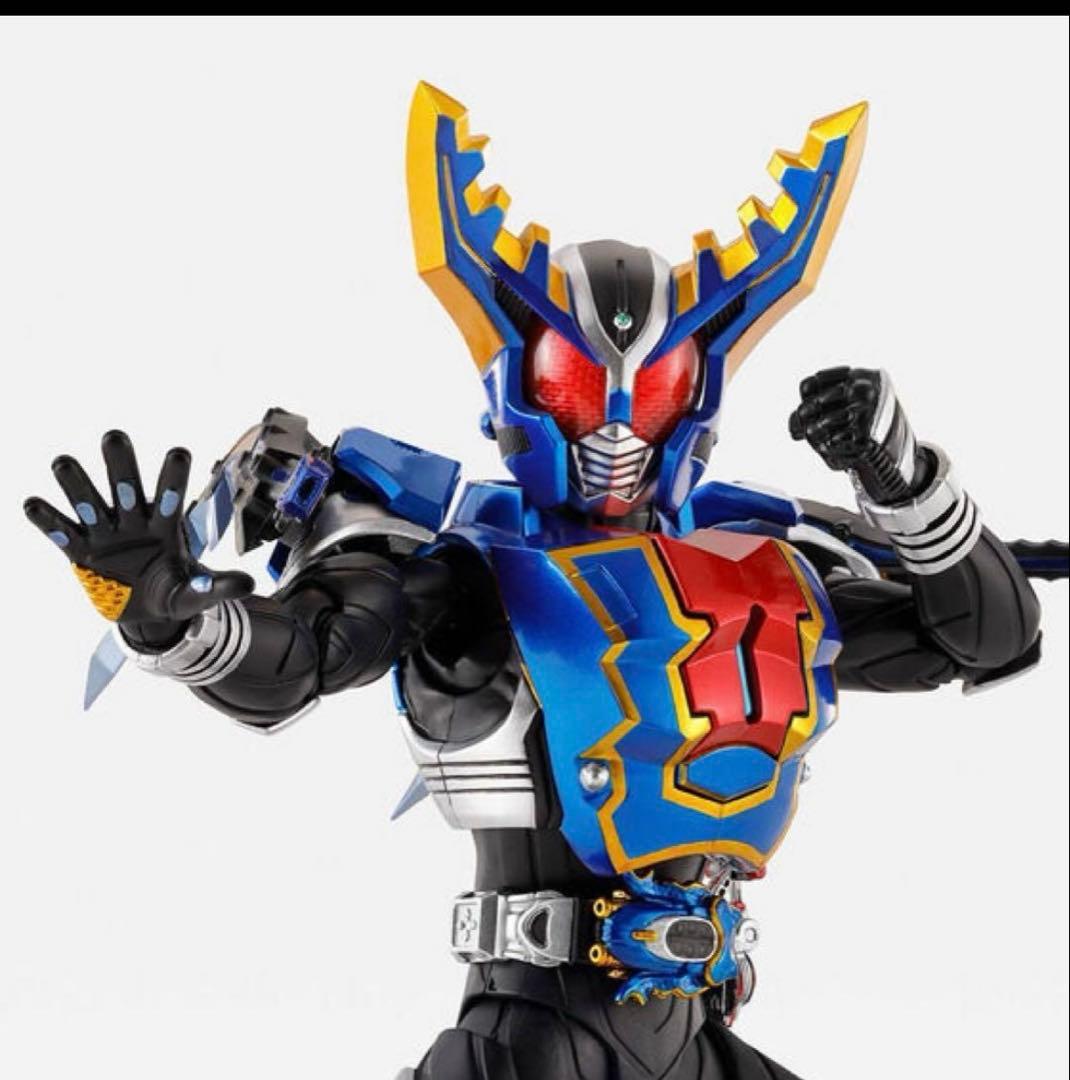 S.H.Figuarts（真骨彫製法） 仮面ライダーガタック ハイパーフォーム2