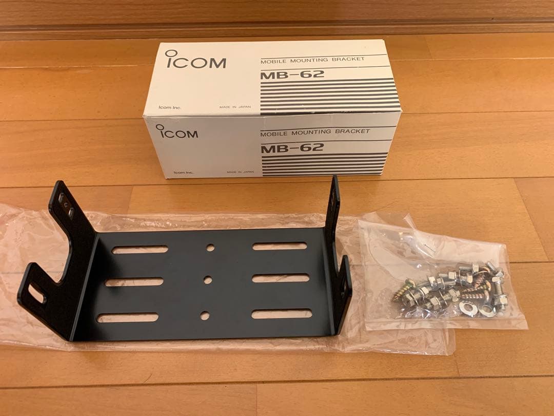 ICOM IC-7000M AT-180 および別売品セット