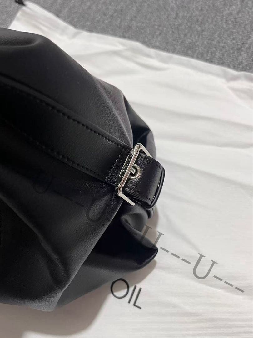 STAND OILブラック ショルダーバッグ