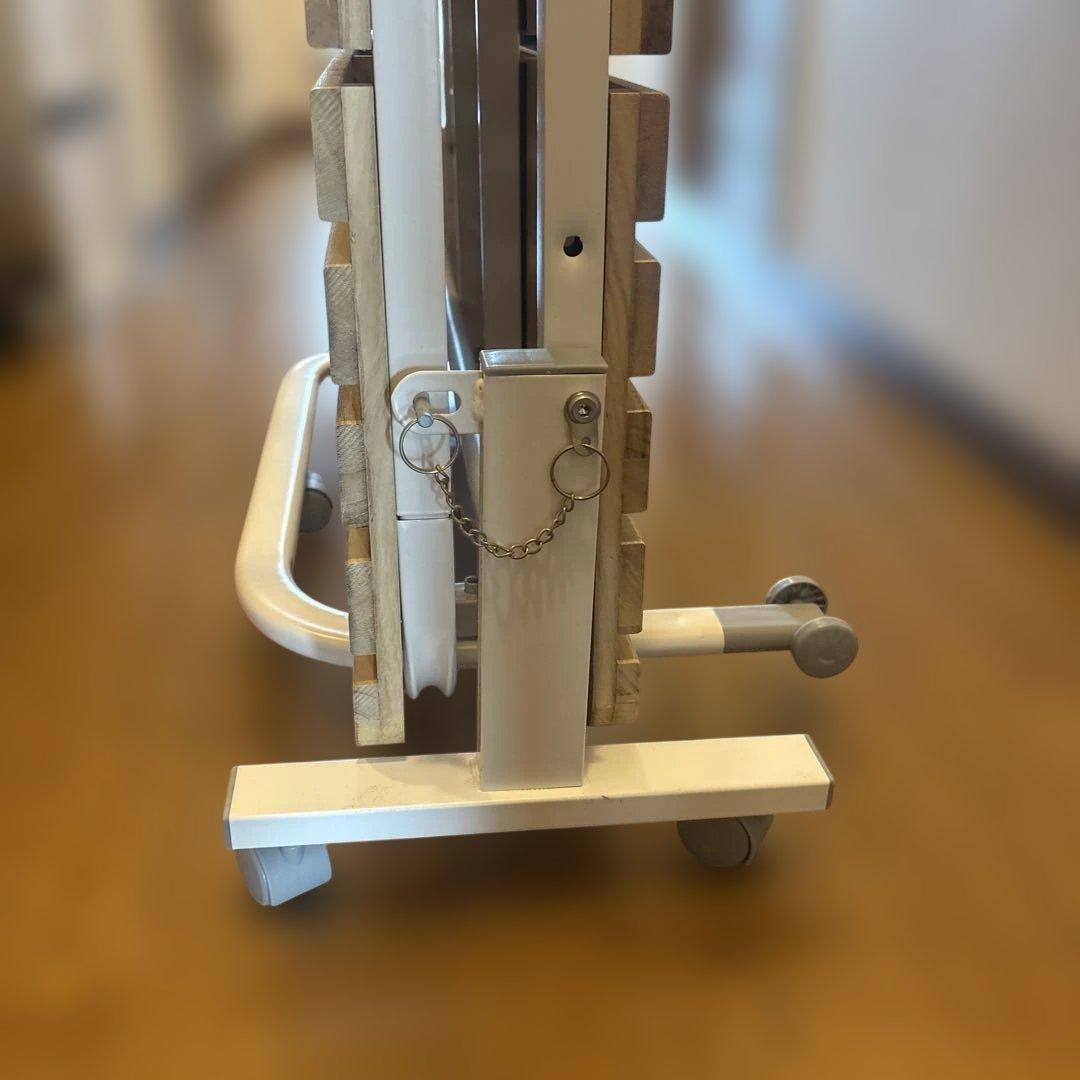 折りたたみベッド キャスター付き　ニトリ　シングル