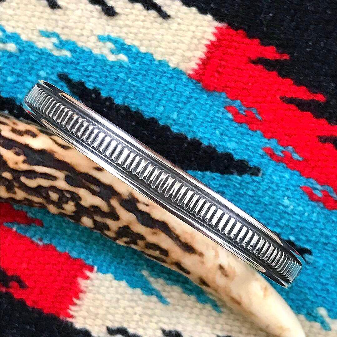 Indian Jewelry ブルースモーガン　　　シルバーバングル　　③