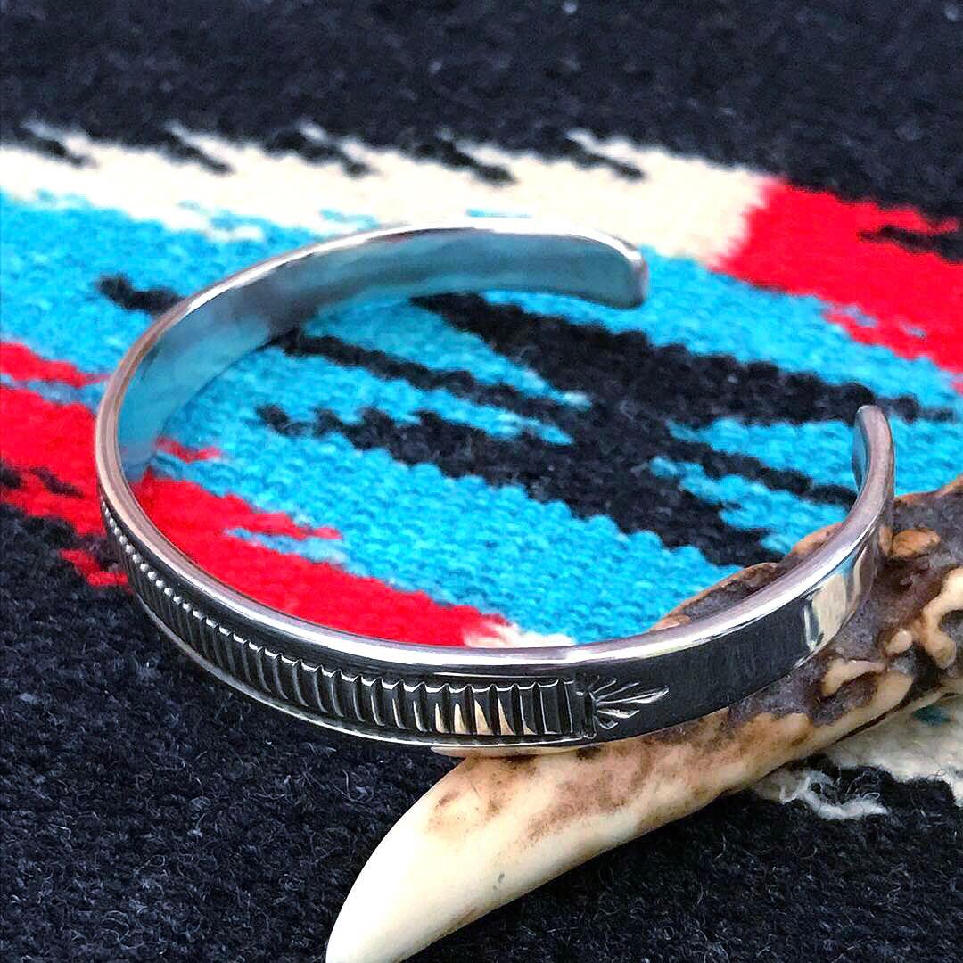 Indian Jewelry ブルースモーガン　　　シルバーバングル　　③