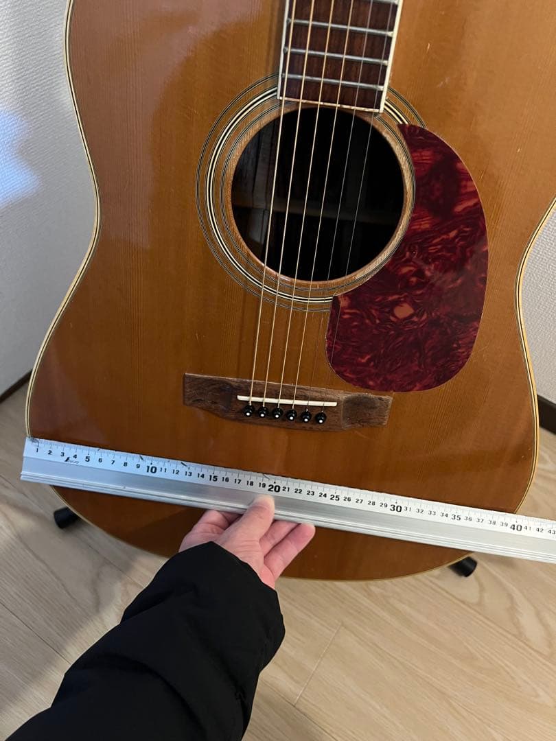 Pearl アコースティックギター　ラウンドショルダー