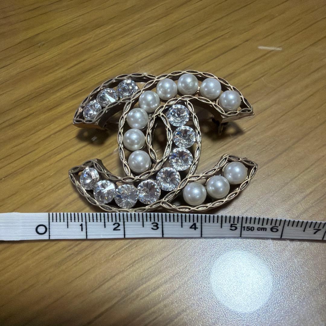 CHANEL CCロゴ ブローチ パール クリスタル