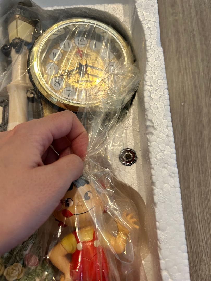 週末のみセール　不二家　ペコちゃん　陶器置き時計　新品　未使用　箱付き　非売品