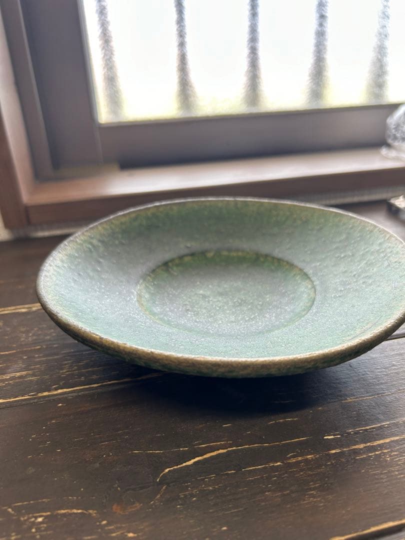 大嶺實清　大嶺工房　三つ足皿　陶器　沖縄　やちむん　緑　囍屋　グリーン　読谷