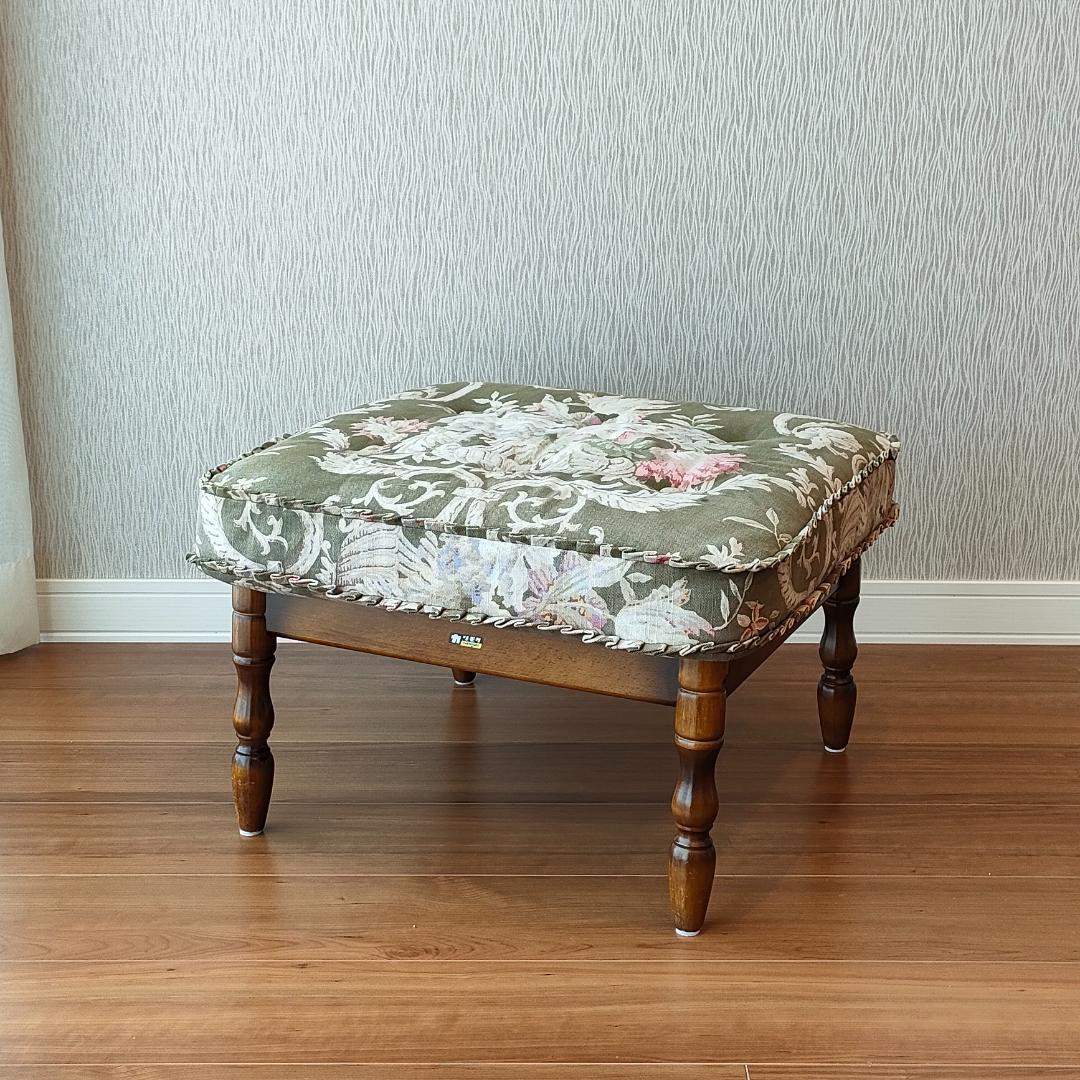 カリモク　オットマン　コロニアル　フリージアグリーン　スツール