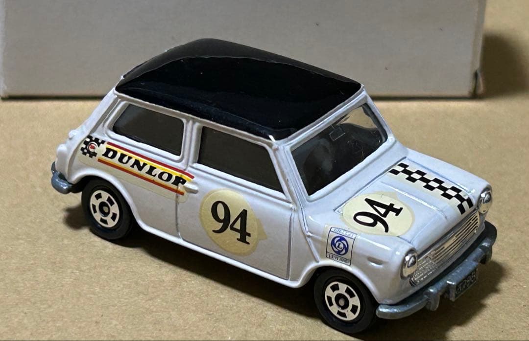 トミカ ミニクーパー トラフィック イベント特注モデル